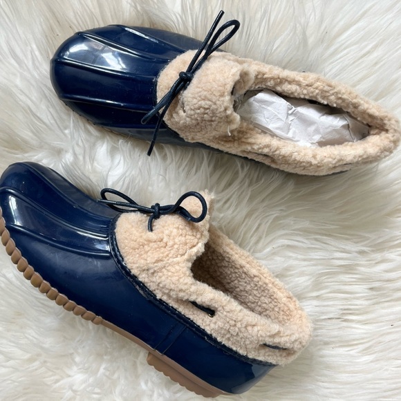 Insulated duck booties by Bonnibel - Picture 8 of 9